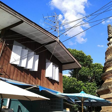 Tiger House Hostel (Adults Only) Chiang Mai Exterior foto