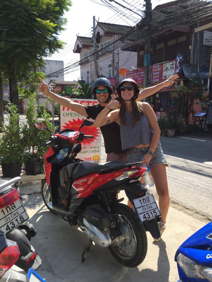 Tiger House Hostel (Adults Only) Chiang Mai Exterior foto